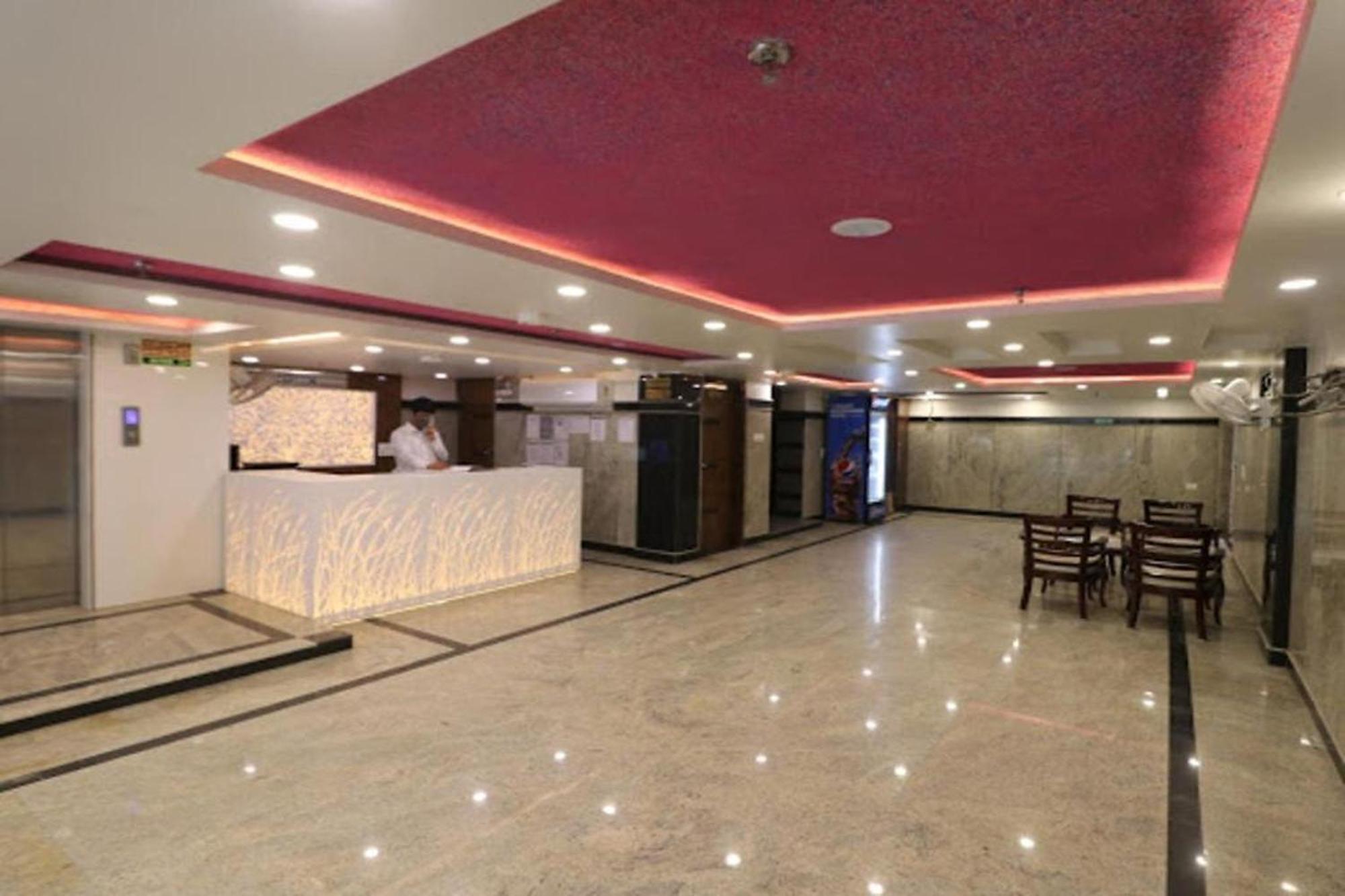 Hotel Kabir Palace Karol Bagh Нью-Дели Экстерьер фото